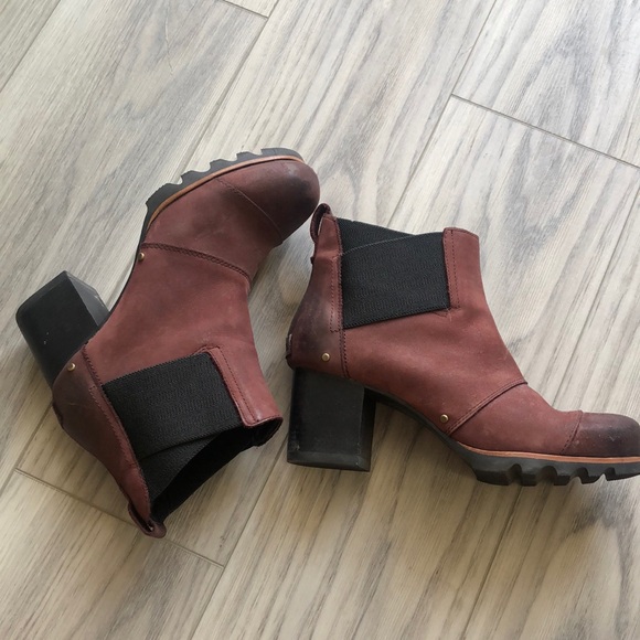 Sorel Addington Chunky Heel Booties - Picture 1 of 9